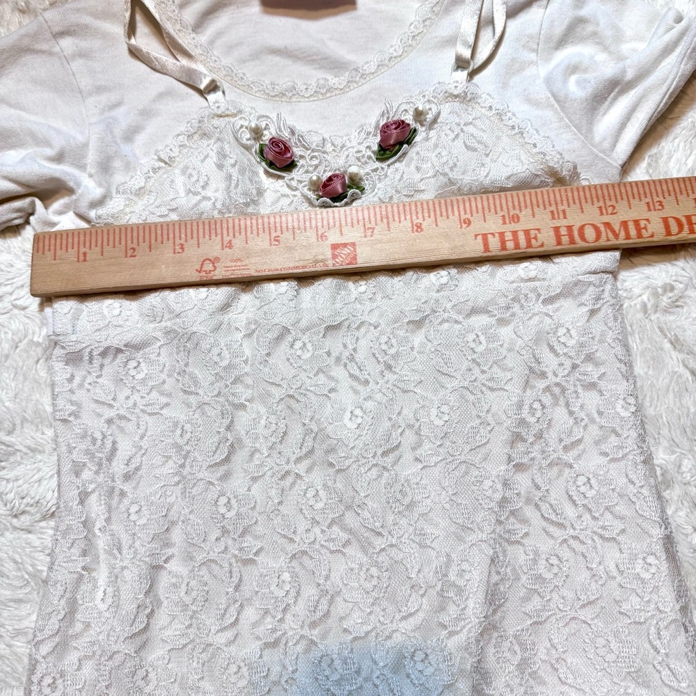 Vintage 90’s L.A. Touch Ivory Lace Dress | Floral Rosettes & Pearl Details girls - Picture 4 of 7